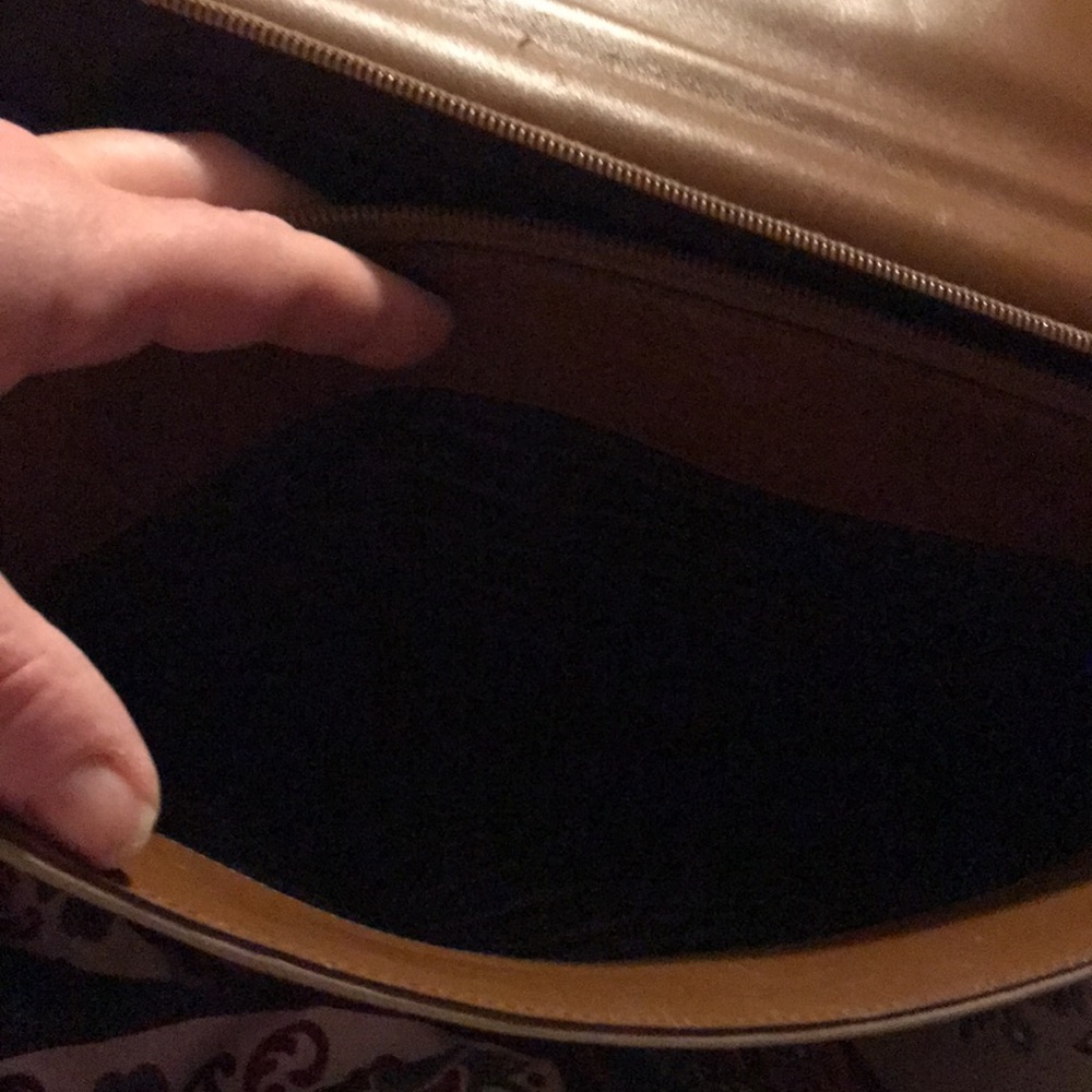 Prada briefcase - Picture 7 of 11